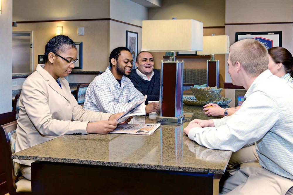 Hampton Inn & Suites Oklahoma City-Bricktown Restoran gambar