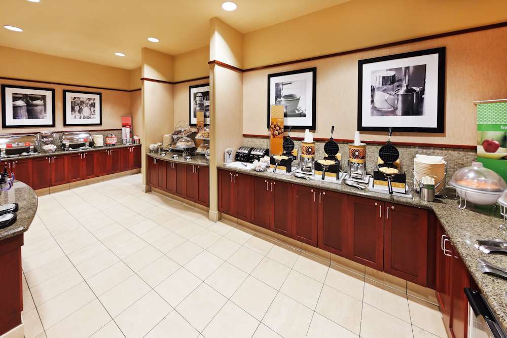 Hampton Inn & Suites Oklahoma City-Bricktown Restoran gambar